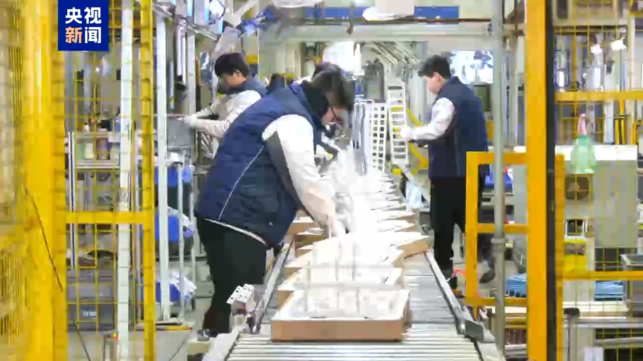 海外市场撑起一片天！中国家电的出海秘诀在这里爱游戏体育人勤春来早 开工干劲足丨用创新在(图14)